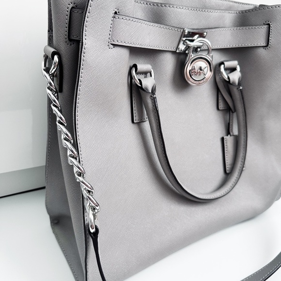 Michael Kors Shoulder Chain Bag - Business/ Casual/ Everyday - Picture 2 of 10